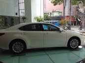 Lexus Trung Tâm Sài Gòn bán Lexus ES 250 2.5L AT 2017, màu trắng, nhập khẩu