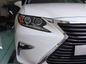 Lexus Trung Tâm Sài Gòn bán Lexus ES 250 2.5L AT 2017, màu trắng, nhập khẩu