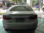 Lexus Trung Tâm Sài Gòn bán Lexus ES 250 2.5L AT 2017, màu trắng, nhập khẩu