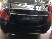 Bán ô tô Mercedes-Benz C250 màu đen nội thất đen, giá 1 tỷ 679 triệu, ưu đãi tới 100 triệu