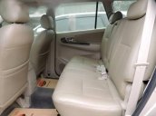 Bán Toyota Innova E sản xuất 2015, màu vàng 