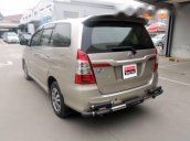 Bán Toyota Innova E sản xuất 2015, màu vàng 