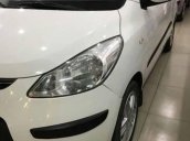 Bán xe cũ Hyundai i10 đời 2009, màu trắng còn mới