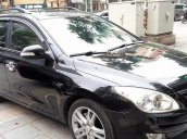 Cần bán Hyundai i30 CW đời 2009, màu đen xe gia đình, giá tốt