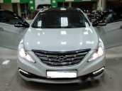 Bán Hyundai Sonata Y20 đời 2010, màu trắng