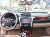 Cần bán xe Toyota Camry 2.0E sản xuất 2013, chính chủ giá cạnh tranh