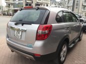 Bán Chevrolet Captiva năm 2011, màu bạc