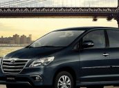 Bán xe Toyota Innova V đời 2017, màu đen, xe mới, giá tốt