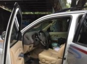 Cần bán xe Toyota Fortuner sản xuất 2009, màu bạc chính chủ