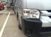 Toyota Hiace 2017 - Máy xăng, máy dầu, hỗ trợ mua xe trả góp - Toyota Mỹ Đình/ Hotline: 0973.306.136