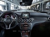 Bán Mercedes CLA 45 4MATIC đời 2017, màu trắng, xe nhập