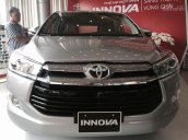 Toyota Innova E đời 2017, giảm khủng tiền mặt và tặng phụ kiện giá trị dịp lễ 30/4. LH ngay để nhận ưu đãi tốt nhất