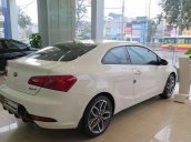 Kia Giải Phóng bán Kia Cerato Koup AT sản xuất 2017, màu trắng, 793tr