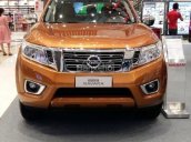 Cần bán xe Nissan Navara EL đời 2017, màu vàng cam, nhập khẩu nguyên chiếc, giá cạnh tranh
