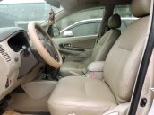 Cần bán xe Toyota Innova E đời 2015 giá rẻ