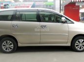 Cần bán xe Toyota Innova E đời 2015 giá rẻ