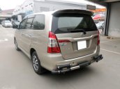 Cần bán xe Toyota Innova E đời 2015 giá rẻ