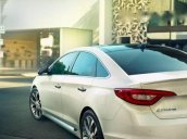 Cần bán Hyundai Sonata năm 2016, màu kem (be), nhập khẩu