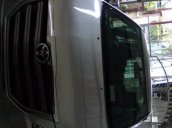 Cần bán xe Toyota Innova E đời 2015, màu bạc xe gia đình