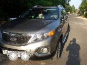 Cần bán gấp Kia Sorento đời 2012, màu xám chính chủ, giá 680tr