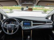 Bán Toyota Innova E sản xuất 2017, màu trắng, giá tốt