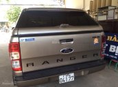 Bán Ford Ranger XLS 4x2 MT, canopy ghi vàng