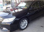 Bán Toyota Camry 2.4G 2014, màu đen 