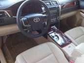 Bán Toyota Camry 2.4G 2014, màu đen 