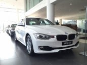 Bán ô tô BMW 3 Series 320I 2.0 AT đời 2017, màu trắng, xe nhập