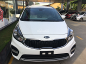 Bán xe Kia Rondo DAT đời 2017, màu trắng, giá 819 triệu đồng