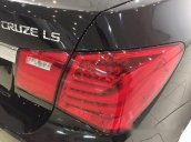 Bán Chevrolet Cruze LS 1.6MT đời 2015, màu đen