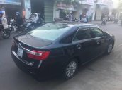 Bán Toyota Camry 2.0E năm 2013, màu đen