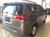 Toyota Mỹ Đình Toyota Innova 2.0E đời 2017, màu ghi xám, khuyến mại tới 60 triệu - Hotline 0971893993