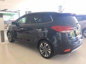 Bán Kia Rondo GAT sản xuất 2018 màu đen, giá chỉ 669 triệu