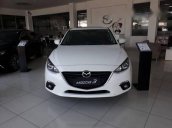 Bán xe Mazda 3 đời 2016, màu trắng, giá tốt