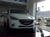 Mazda Vĩnh Phúc bán ô tô Mazda 2 đời 2017, màu trắng, 595 triệu