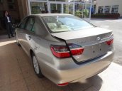 Bán Toyota Camry 2.0 E năm 2017, xe mới, giá tốt