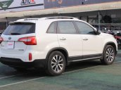 Bán Kia Sorento 2.4AT đời 2015, màu trắng, 849 triệu