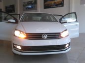 Bán ô tô Volkswagen Polo GP số tự động sản xuất 2015, màu trắng, nhập khẩu nguyên chiếc, giá tốt