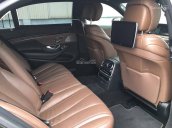 Bán xe Mercedes S400, chính hãng bảo hành 1 năm. Xe còn rất mới và đẹp, sản xuất năm 2014