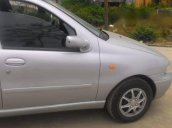 Bán xe cũ Fiat Siena đời 2002, màu bạc xe gia đình, giá tốt