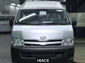 Bán xe Toyota Hiace Commuter đời 2017, màu bạc