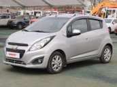 Cần bán Chevrolet Spark LT 1.0MT đời 2013, màu bạc