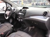 Cần bán Chevrolet Spark LT 1.0MT đời 2013, màu bạc