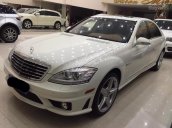 Cần bán Mercedes đời 2009, màu trắng, nhập khẩu