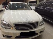 Cần bán Mercedes đời 2009, màu trắng, nhập khẩu