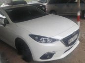 Bán xe Mazda 3 đời 2015, màu trắng, 680tr