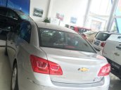 Chevrolet Cruze LT 1.6L màu bạc 5 chỗ, bảo hành 3 năm, giao xe tận nơi - LH: 0945.307.489