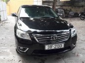 Lên đời cần bán lại xe Toyota Camry đời 2010, màu đen, giá 770tr