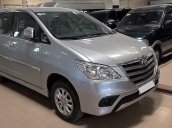 Tôi cần bán gấp Toyota Innova E đời 2014, 695 triệu